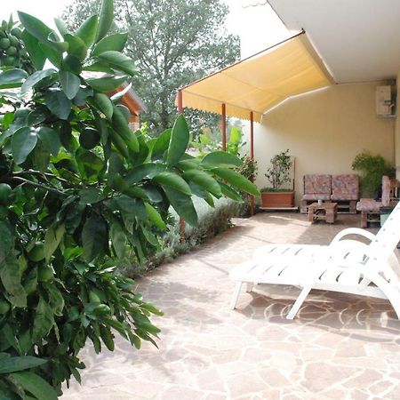 Apartmani Radin Rosini エクステリア 写真