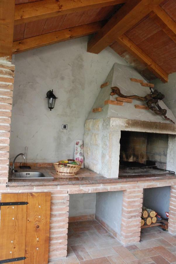 Apartmani Radin Rosini エクステリア 写真