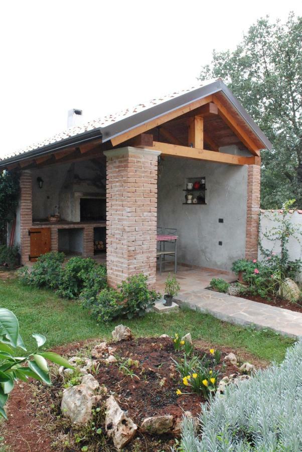 Apartmani Radin Rosini エクステリア 写真