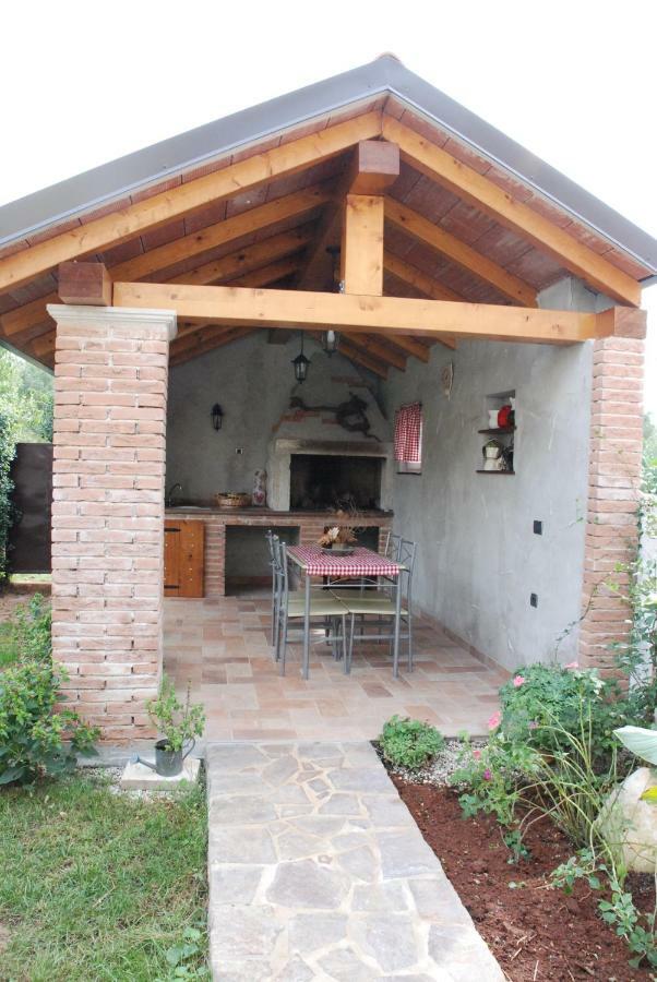 Apartmani Radin Rosini エクステリア 写真