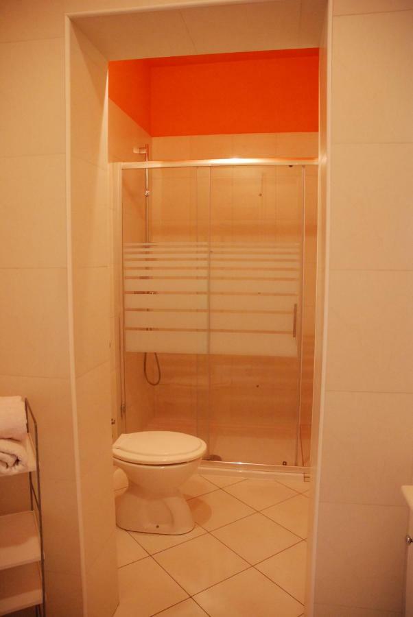 Apartmani Radin Rosini エクステリア 写真